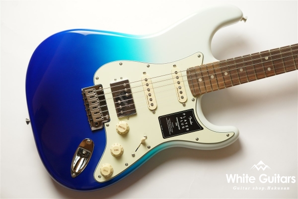 Player Plus Stratocaster HSS - Belair Blue